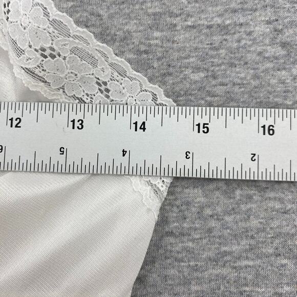 Vintage Vanity Fair Full Slip Womens 32 / 26" Long White Lace Trim Adj. Straps - Picture 8 of 12